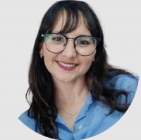 Thalísia Chunha dos Santos – Co-founder